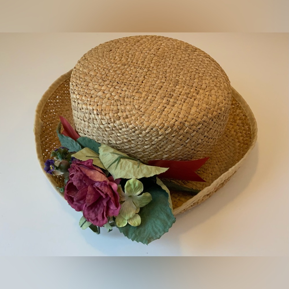 Straw Women's Floral Accent Sun Hat - Natural with Pink Flower